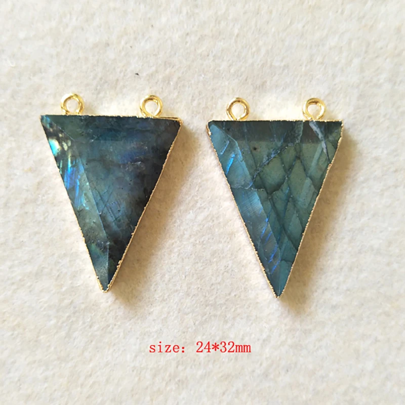5pcs Triangle Natural Labradorite Double Loop Connector Peacock Shining Smooth Cutting Handmade For DIY Bracelet necklace CT05
5pcs Triangle Natural Labradorite Double Loop Connector Peacock Shining Smooth Cutting Handmade For DIY Bracelet necklace CT05