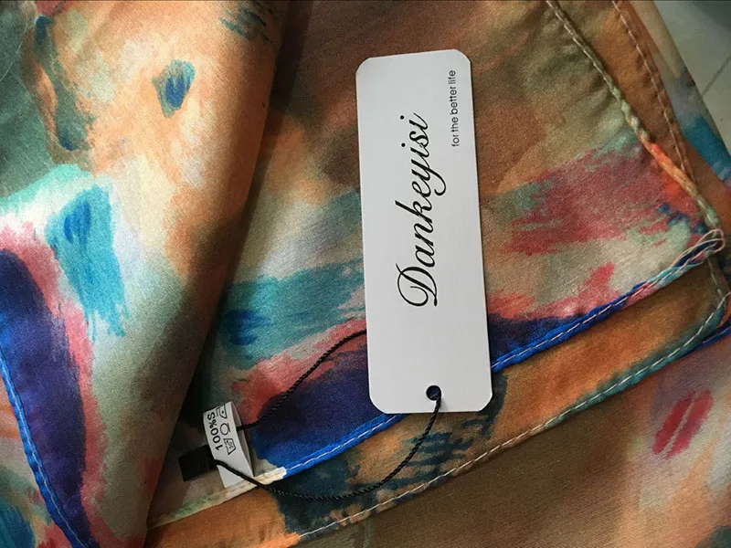 DANKEYISI Brand Women Long Silk Scarf Shawl Spring Autumn Female Silk Scarves Printed Summer 100% Genuine Silk Beach Cover-ups
DANKEYISI Brand Women Long Silk Scarf Shawl Spring Autumn Female Silk Scarves Printed Summer 100% Genuine Silk Beach Cover-ups
