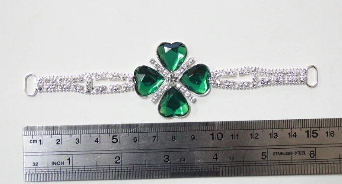 Free Shipping Wholesale 40 pcs/lot 6'' Shamrock Connector Rhinestone Connector For Swimming Wear Bikini Connector LSRC031405
Free Shipping Wholesale 40 pcs/lot 6'' Shamrock Connector Rhinestone Connector For Swimming Wear Bikini Connector LSRC031405