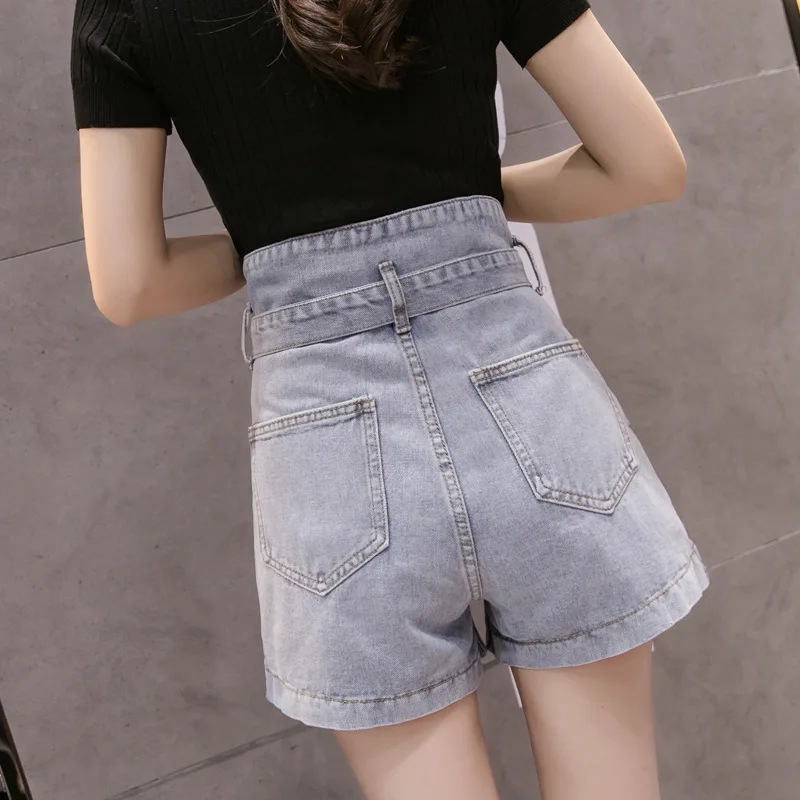 2019 High Quality Chic Denim Shorts Women Loose High Waist Summer Jeans Short Female Vintage Irregular Wide leg Short Jeans W802
2019 High Quality Chic Denim Shorts Women Loose High Waist Summer Jeans Short Female Vintage Irregular Wide leg Short Jeans W802