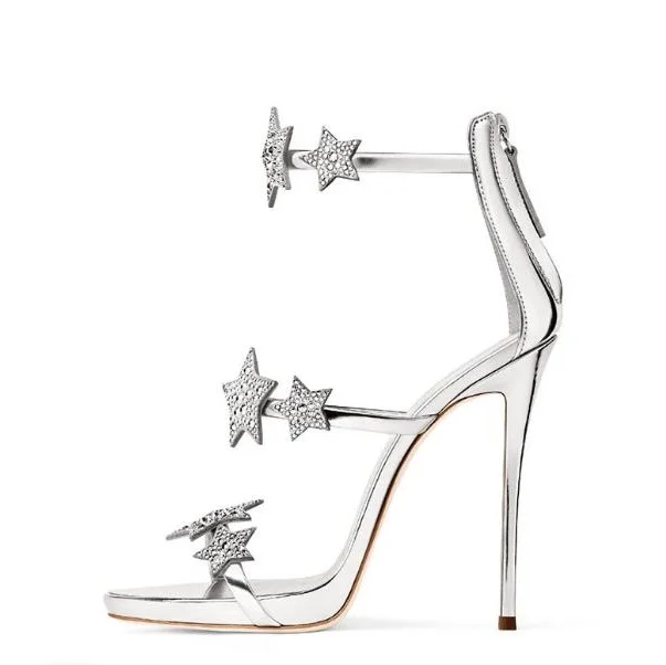 New Women Bling Bling Silver Black Rhinestone Five-pointed Stars Decorated Three Straps Gladiator Sandals High Heel Sandals
New Women Bling Bling Silver Black Rhinestone Five-pointed Stars Decorated Three Straps Gladiator Sandals High Heel Sandals
