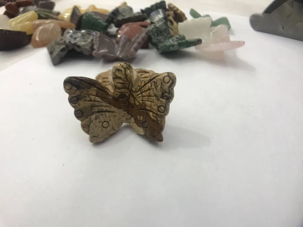 3pcs/lot Butterflys Carving Shape Jaspers,Lemon Jades beads Jewelry Making Beads Pendants Wholesale For DIY Necklace
3pcs/lot Butterflys Carving Shape Jaspers,Lemon Jades beads Jewelry Making Beads Pendants Wholesale For DIY Necklace