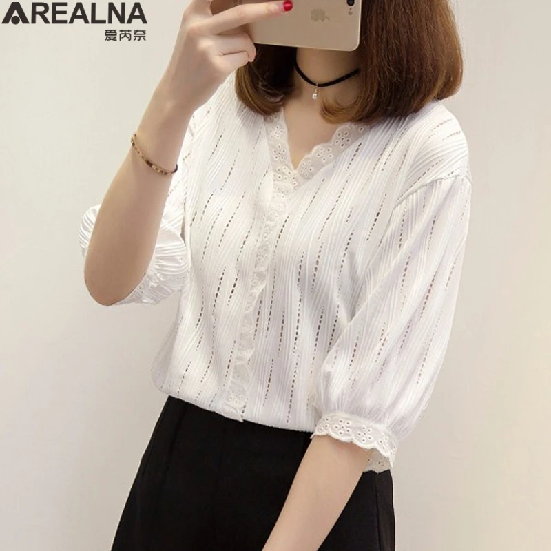 White Lace Blouse Women Shirt 2021 Summer Korean Style three quarter V-Neck Hollow Out Casual Ladies Lace Tops blusa feminina
White Lace Blouse Women Shirt 2021 Summer Korean Style three quarter V-Neck Hollow Out Casual Ladies Lace Tops blusa feminina