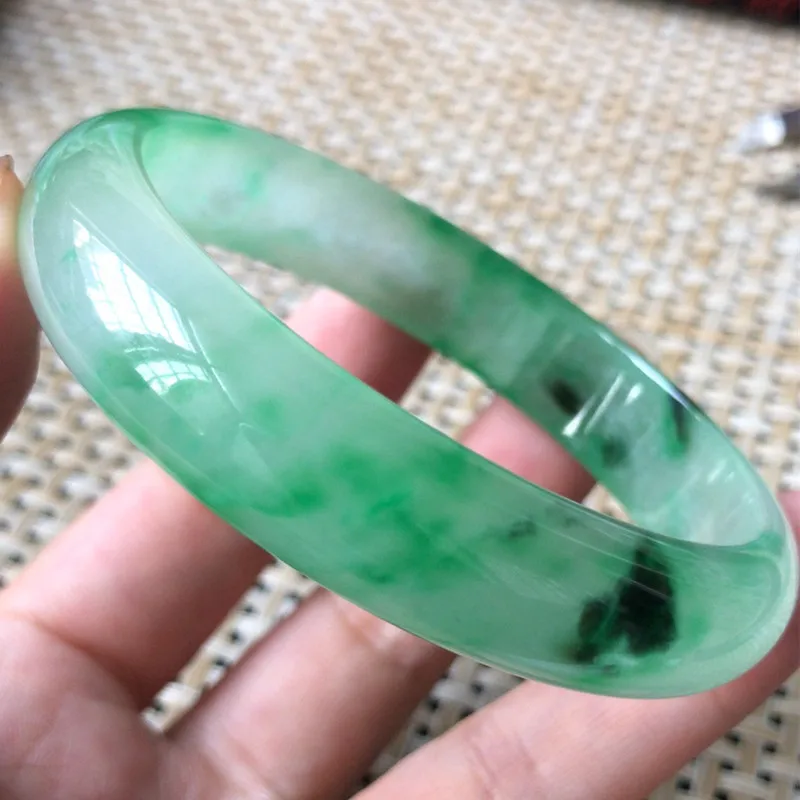 Zheru Jewelry Pure Natural Jadeite Bracelet Natural Ice Green Bicolor 54-62mm Princess Bracelet A Class A National Certificate
Zheru Jewelry Pure Natural Jadeite Bracelet Natural Ice Green Bicolor 54-62mm Princess Bracelet A Class A National Certificate