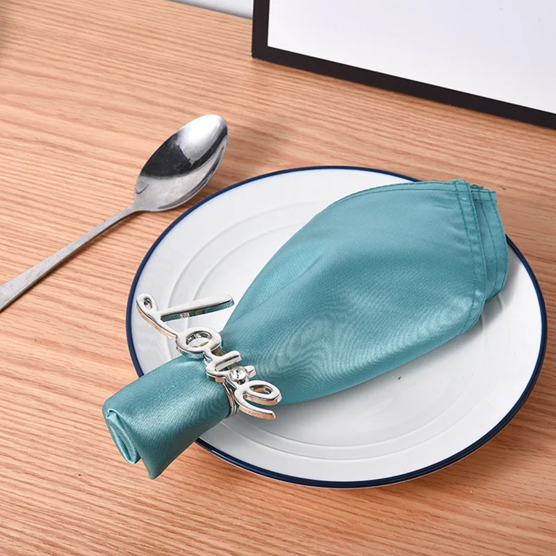 50PCS metal alloy letter napkin buckle home creative napkin ring cocktail party wedding table jewelry
50PCS metal alloy letter napkin buckle home creative napkin ring cocktail party wedding table jewelry