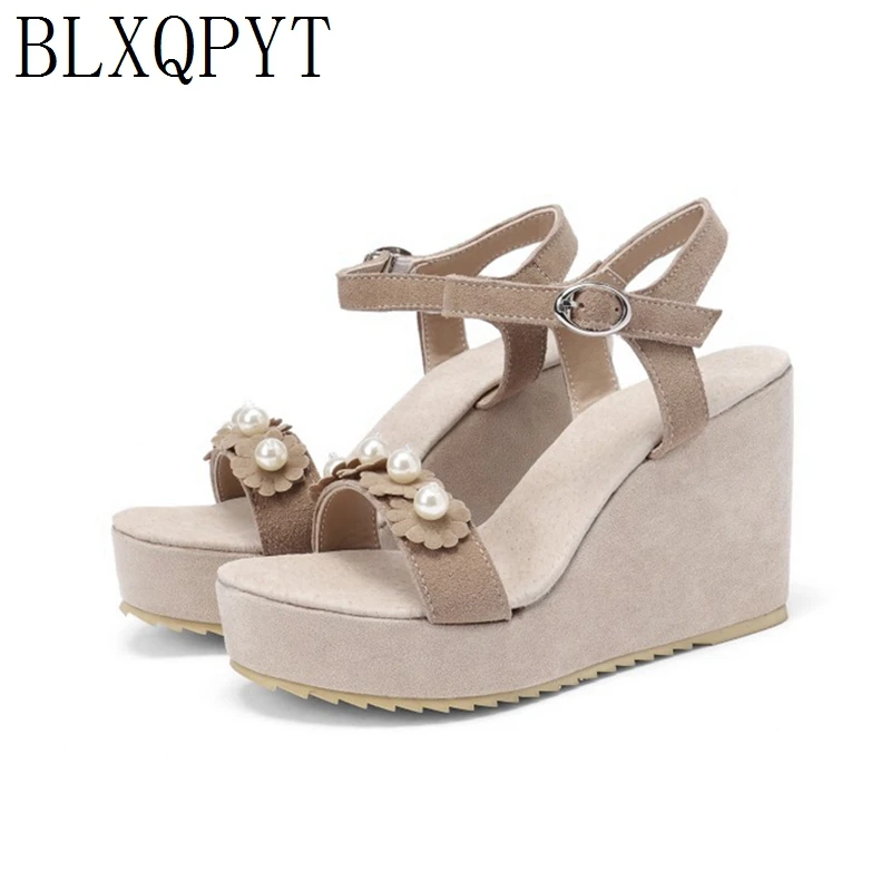 BLXQPYT 2019 Hot Sale Women Sandals Summer Fashion platform wedges Open toe Thick Bottom Sandals wedding shoes woman C5-18
BLXQPYT 2019 Hot Sale Women Sandals Summer Fashion platform wedges Open toe Thick Bottom Sandals wedding shoes woman C5-18