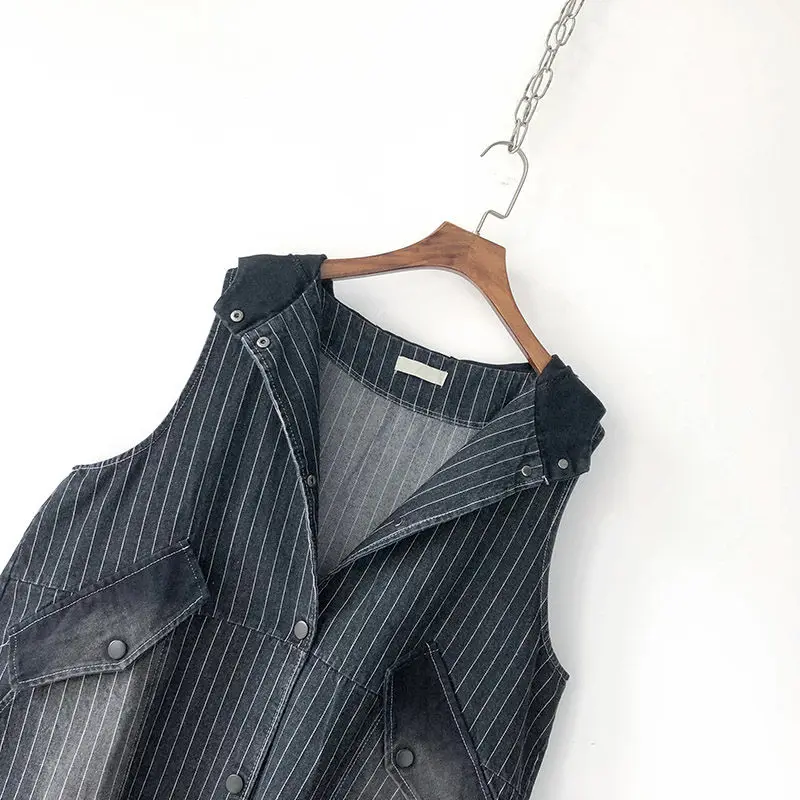 Casual Waistcoat Hooded Denim Jacket Long Women Cowboy Vest Female 2019 Spring New Stripes Sleeveless Hooded Cardigan Coat f265
Casual Waistcoat Hooded Denim Jacket Long Women Cowboy Vest Female 2019 Spring New Stripes Sleeveless Hooded Cardigan Coat f265