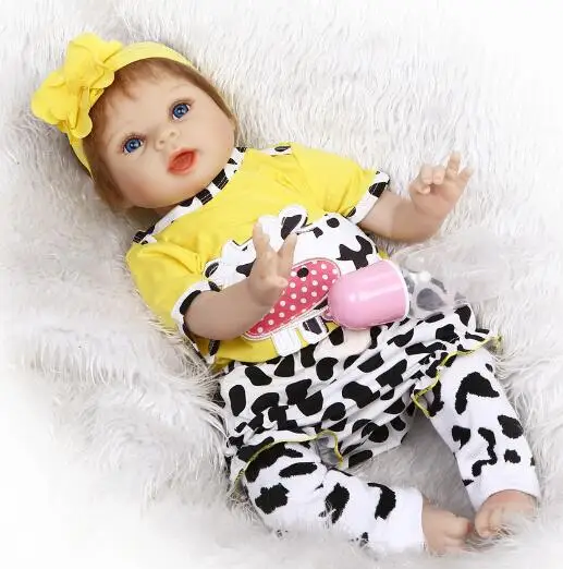 Cute reborn baby girl dolls NPK Brand 22" silicone dolls reborn cartoon yellow cow clothing magnetic pacifier bebe menina reborn
Cute reborn baby girl dolls NPK Brand 22" silicone dolls reborn cartoon yellow cow clothing magnetic pacifier bebe menina reborn