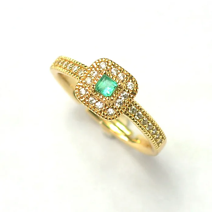 New natural treasure Japanese jewelry Emerald ring Silver ring opening direct manufacturers
New natural treasure Japanese jewelry Emerald ring Silver ring opening direct manufacturers