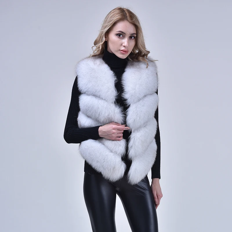 new style real fur coat 100% natural fur jacket female winter warm leather fox fur coat high quality fur vest Free shipping
new style real fur coat 100% natural fur jacket female winter warm leather fox fur coat high quality fur vest Free shipping
