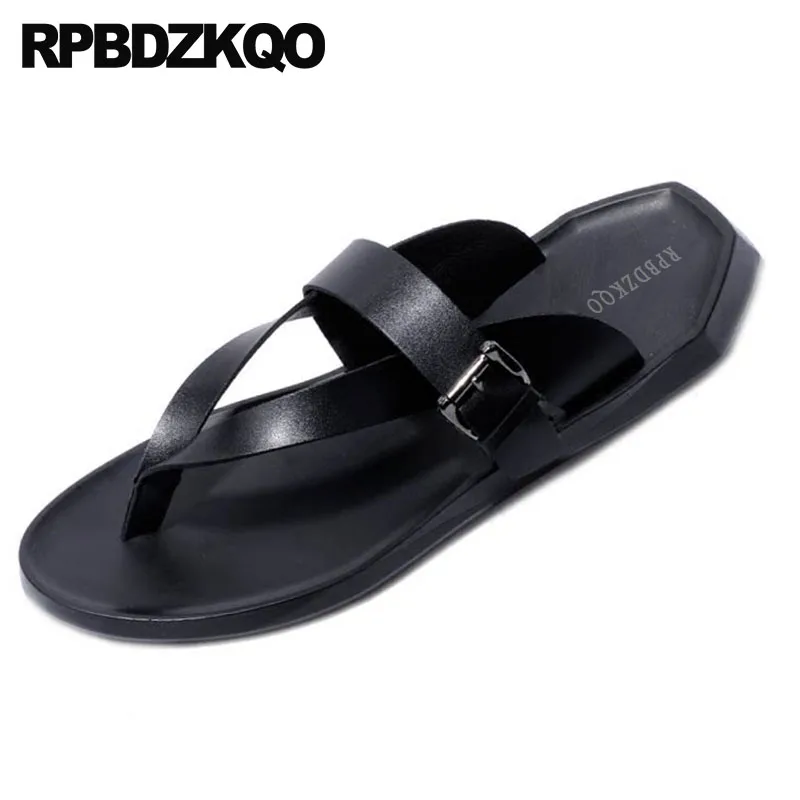 Fashion Men Sandals Leather Summer Slides Shoes Waterproof Beach Breathable Slippers Black Flip Flop Strap Water Outdoor 2021
Fashion Men Sandals Leather Summer Slides Shoes Waterproof Beach Breathable Slippers Black Flip Flop Strap Water Outdoor 2021
