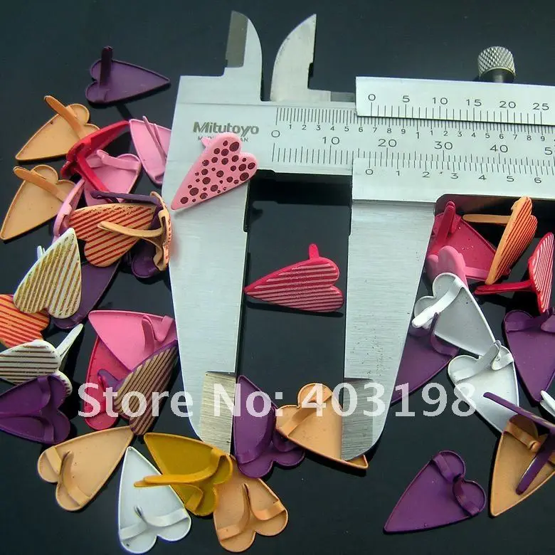 Wholesale 17mm 50pcs Mixed color Heart-shaped scrapbooking Brads, Small round nails metal brad, Free Shipping
Wholesale 17mm 50pcs Mixed color Heart-shaped scrapbooking Brads, Small round nails metal brad, Free Shipping