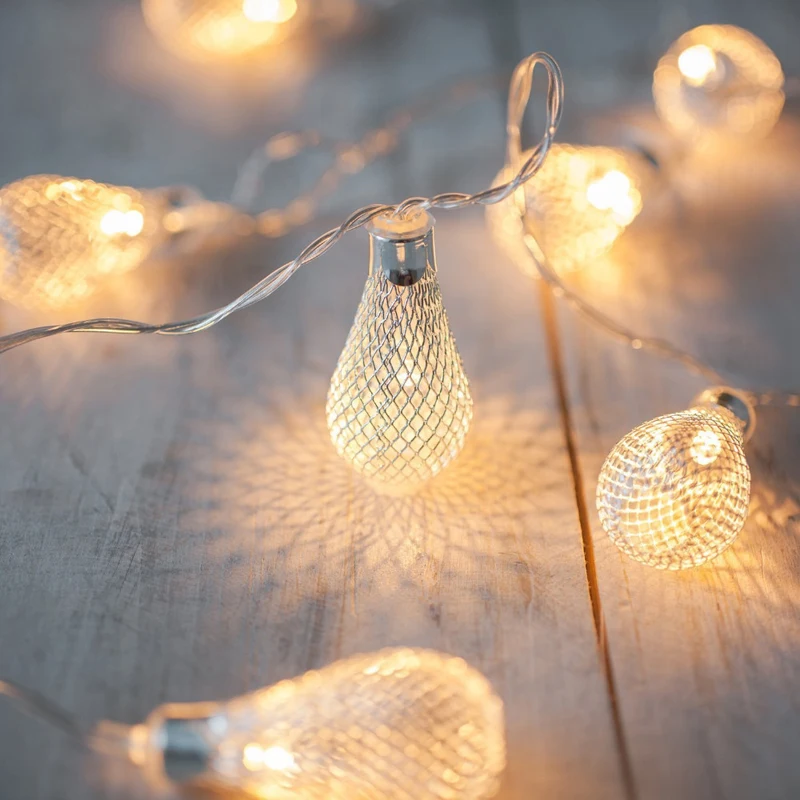 10m 100 LED String Fairy Holiday Lights Outdoor Christmas Ball Lights Iron Hollow Metal Droplets Wedding Party Decorations
10m 100 LED String Fairy Holiday Lights Outdoor Christmas Ball Lights Iron Hollow Metal Droplets Wedding Party Decorations