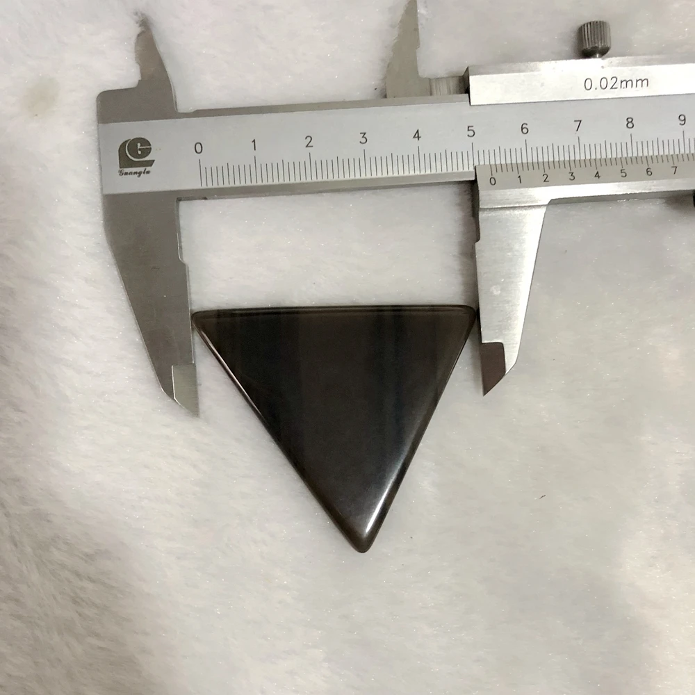 Wholesale 1pcs Natural AAA Quality Ice Obsidian 52mm Triangle Stone Loose Beads,4.5mm Thickness
Wholesale 1pcs Natural AAA Quality Ice Obsidian 52mm Triangle Stone Loose Beads,4.5mm Thickness