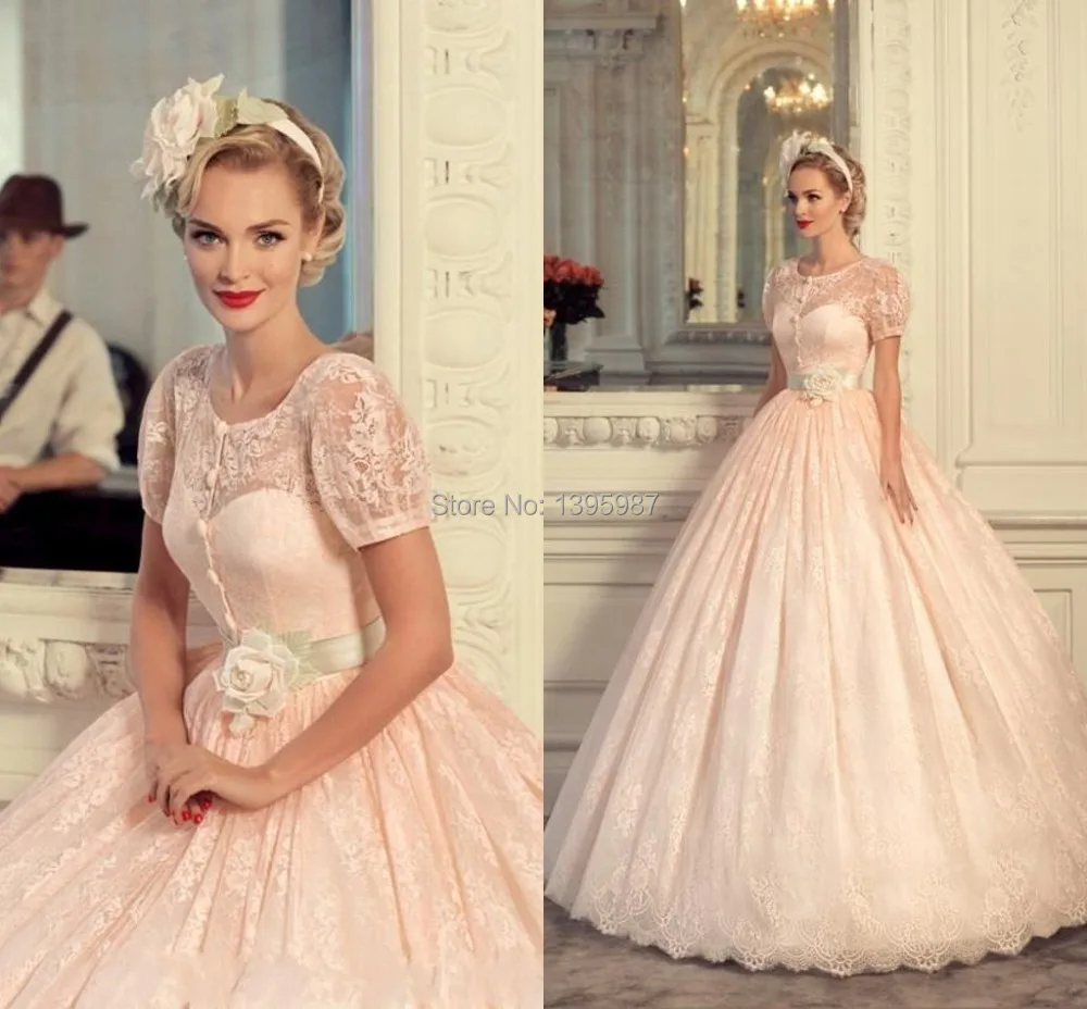 O-neck 2015 Vintage Ball Gown Wedding Dresses Short Sleeves Lace Bridal Gowns with Flowers Sash Front Covered Buttons Bride ME09
O-neck 2015 Vintage Ball Gown Wedding Dresses Short Sleeves Lace Bridal Gowns with Flowers Sash Front Covered Buttons Bride ME09