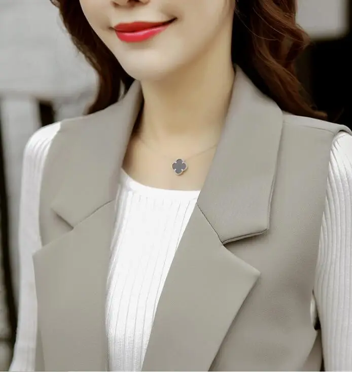 Double Breasted Women Vest Sleeveless Jacket Spring Autumn Elegant Office Lady Coat Long Blazer Vest
Double Breasted Women Vest Sleeveless Jacket Spring Autumn Elegant Office Lady Coat Long Blazer Vest