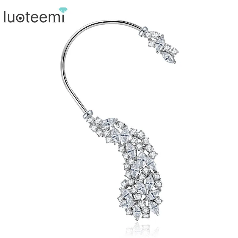 LUOTEEMI 1PC 2016 New Fashion Jewelry White Gold Color Cubic Zircon Punk Style Wrap Stud Earring for Women Girls Bijoux Brincos
LUOTEEMI 1PC 2016 New Fashion Jewelry White Gold Color Cubic Zircon Punk Style Wrap Stud Earring for Women Girls Bijoux Brincos