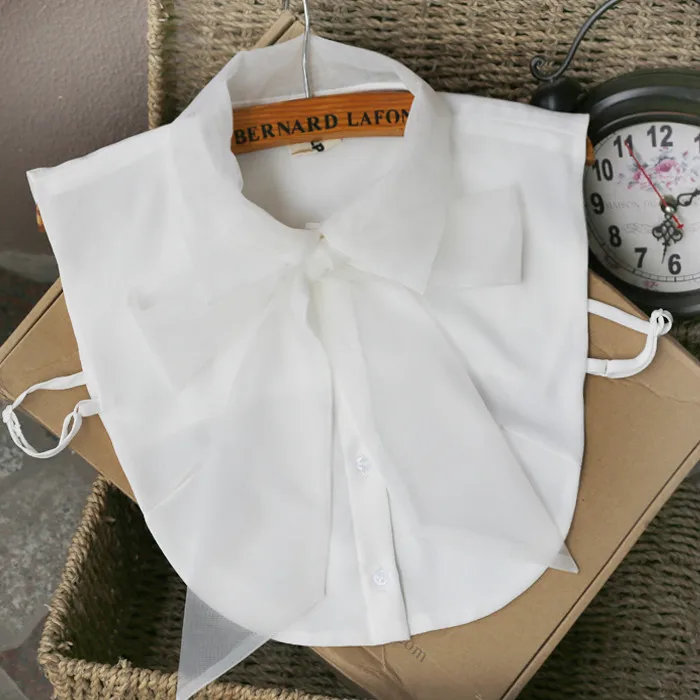 Original European Root Yarn Retro Fake Collar Korean Version Fake Collar Shirt Savings Collar
Original European Root Yarn Retro Fake Collar Korean Version Fake Collar Shirt Savings Collar