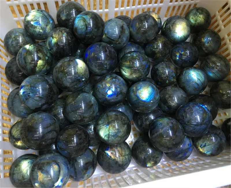 1 pcs energy stone 100% Natural heavy flash labradorite crystal reiki healing gemstone labradorite crystal sphere as gift
1 pcs energy stone 100% Natural heavy flash labradorite crystal reiki healing gemstone labradorite crystal sphere as gift