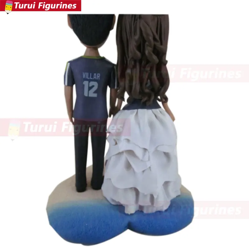 Football Fans With Pet Personalized Wedding Cake Topper Bobble Head Clay Figurine Based on Customers' Photos Football Wedding Fo
Football Fans With Pet Personalized Wedding Cake Topper Bobble Head Clay Figurine Based on Customers' Photos Football Wedding Fo