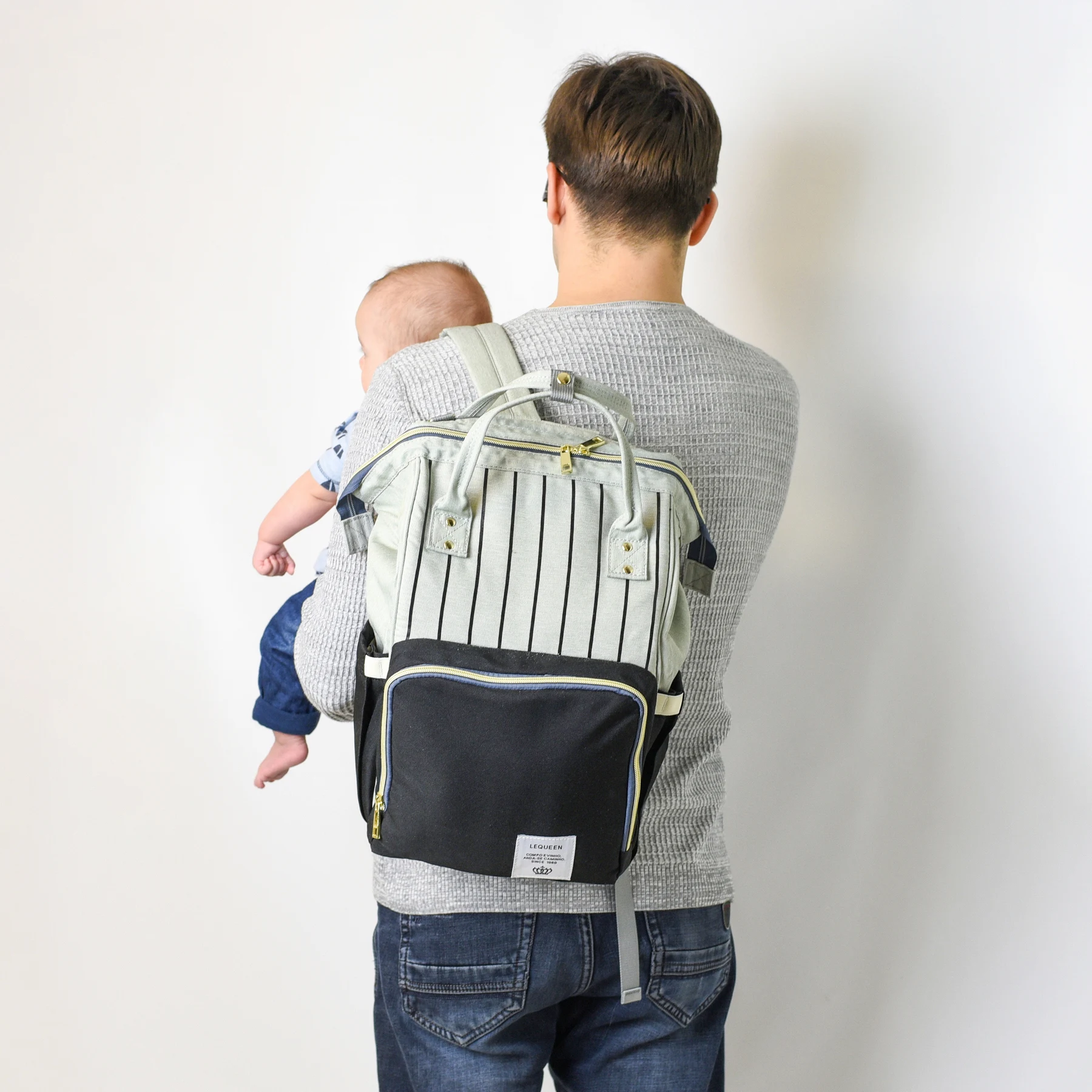 Lequeen Mummy Nappy Bag Fashion Brand Large Capacity Diaper Bags Baby Care Travel Backpack Designer Nursing Baby Bag Backpack
Lequeen Mummy Nappy Bag Fashion Brand Large Capacity Diaper Bags Baby Care Travel Backpack Designer Nursing Baby Bag Backpack
