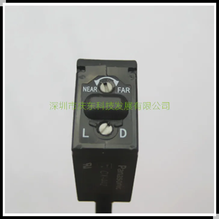 Free shipping Brand new original For Panasonic Vision photoelectric switch CX-442 photoelectric sensor UCX442
Free shipping Brand new original For Panasonic Vision photoelectric switch CX-442 photoelectric sensor UCX442
