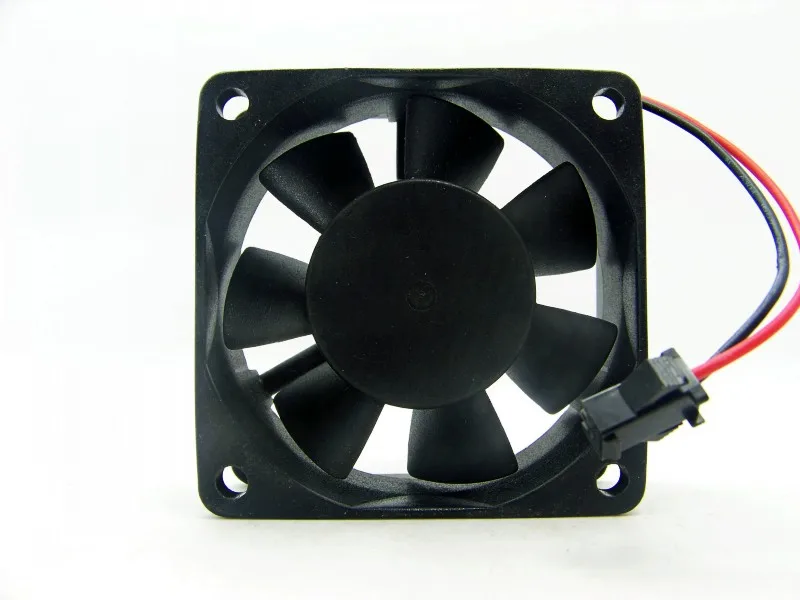 Original ADDA 6025 6CM AD0612MB-A70GL 12V 0.14A 60 * 60 * 25MM 2-wire cooling fan
Original ADDA 6025 6CM AD0612MB-A70GL 12V 0.14A 60 * 60 * 25MM 2-wire cooling fan