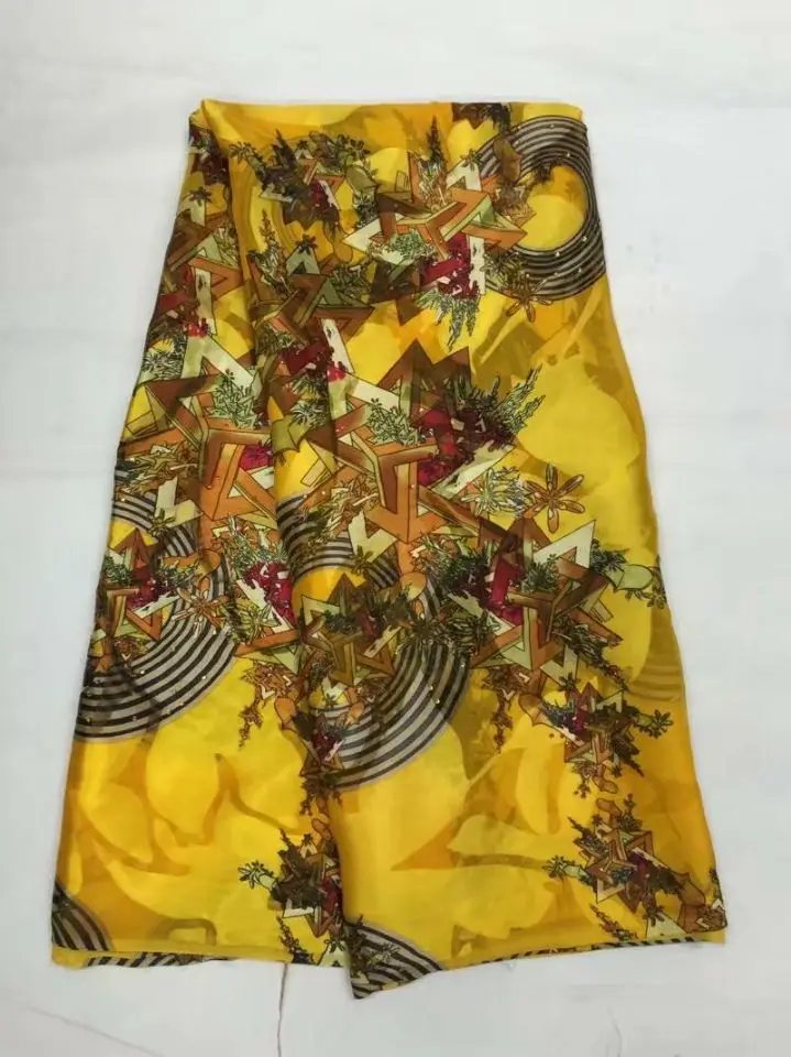 5Yards/pc Wonderful yellow silk chiffon african smooth and soft silk lace fabric with rhinestone for dress JS22-4
5Yards/pc Wonderful yellow silk chiffon african smooth and soft silk lace fabric with rhinestone for dress JS22-4