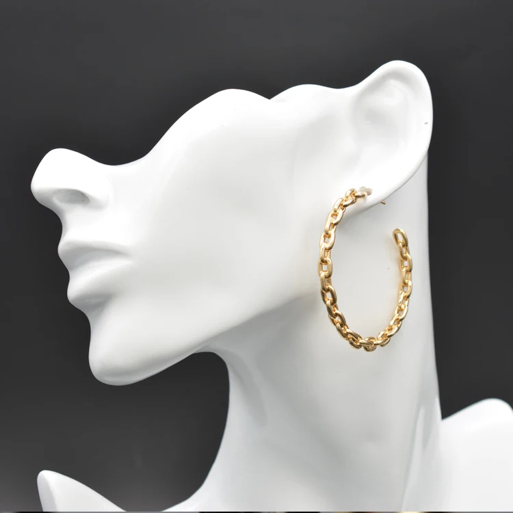925 Sterling Silver Gold-Plated New Fashion High Quality Classic Chain Ladies Gift Earrings Wholesale
925 Sterling Silver Gold-Plated New Fashion High Quality Classic Chain Ladies Gift Earrings Wholesale