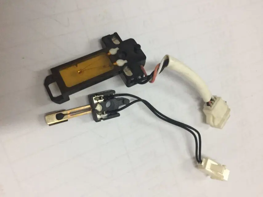 einkshop 1Set Thermistor For Ricoh MPC 2500 MP C2500 C3000 C2000 MPC2800 MPC3300 MP C2800 Printer parts
einkshop 1Set Thermistor For Ricoh MPC 2500 MP C2500 C3000 C2000 MPC2800 MPC3300 MP C2800 Printer parts