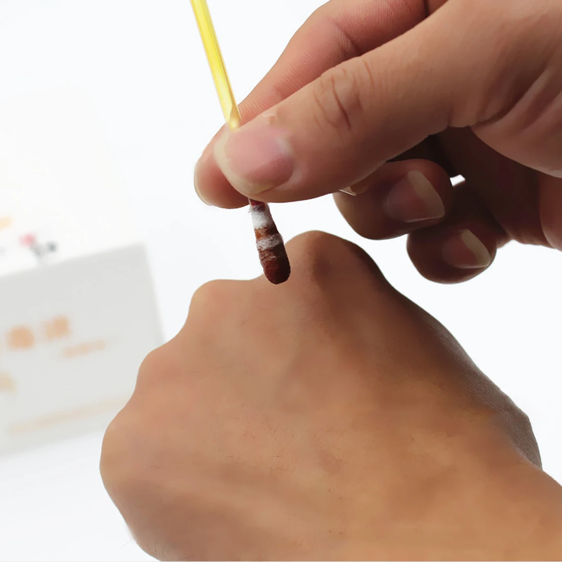 Top sale 30pcs piece Disposable medical iodine cotton stick iodine disinfected cotton swab climbing aid first aid kit supplies
Top sale 30pcs piece Disposable medical iodine cotton stick iodine disinfected cotton swab climbing aid first aid kit supplies