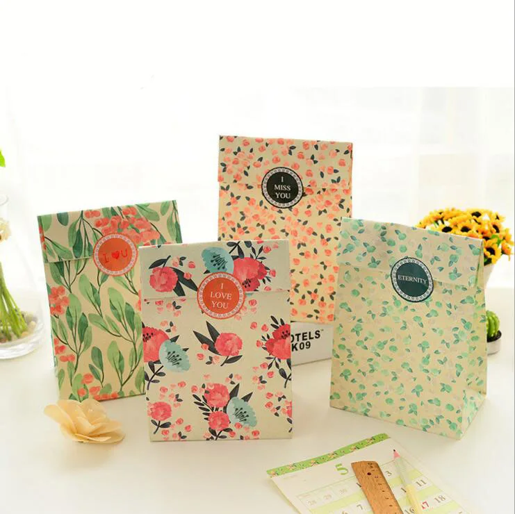 4pcs/lot kraft paper with Fresh flowers Birthday gift wedding gift bag/Festival gift bags/ /with Sealing paste sticker JJ0073
4pcs/lot kraft paper with Fresh flowers Birthday gift wedding gift bag/Festival gift bags/ /with Sealing paste sticker JJ0073
