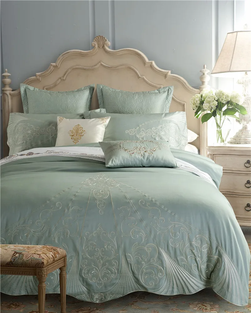 Luxury Royal Wedding Bedding set Egyptian cotton Embroideried Bed set Duvet cover Double King Queen size Bedsheet set 38
Luxury Royal Wedding Bedding set Egyptian cotton Embroideried Bed set Duvet cover Double King Queen size Bedsheet set 38