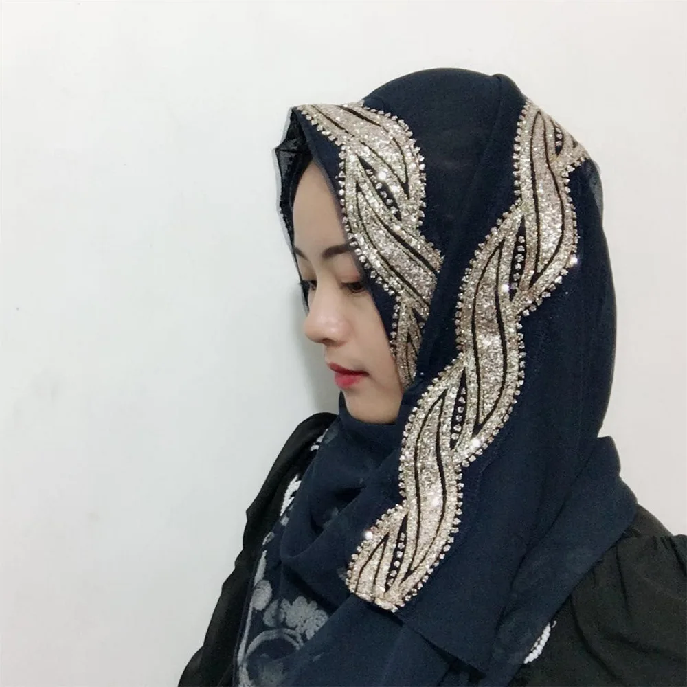 fblus clurs dubai travel shinny scarf mosque headscarf Womens' Chiffion Fashion Color Block Hijab Scarf Shawl
fblus clurs dubai travel shinny scarf mosque headscarf Womens' Chiffion Fashion Color Block Hijab Scarf Shawl