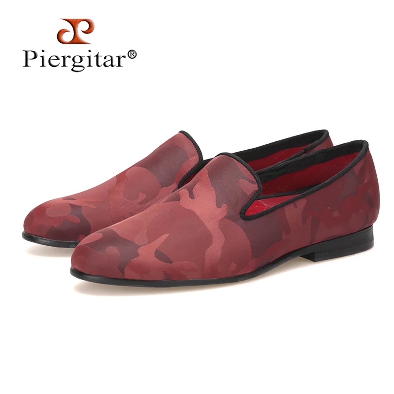 Piergitar new handmade mix red color camouflage fabric shoes female casual slippers dress and Party women loafers women flats
Piergitar new handmade mix red color camouflage fabric shoes female casual slippers dress and Party women loafers women flats