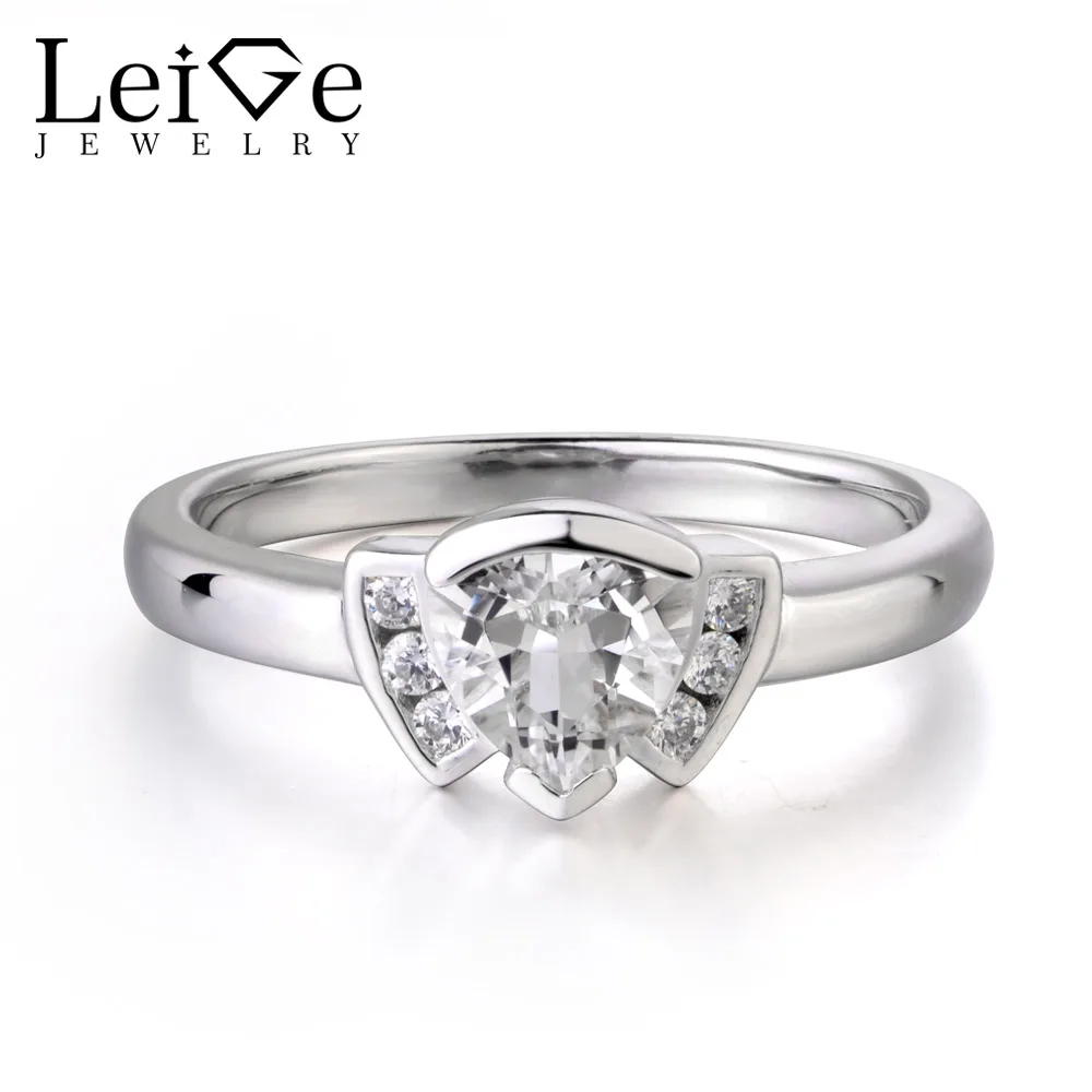 LeiGe Jewelry Natural White Topaz Ring Trillion Shape Gemstone Wedding bands 925 Sterling Silver Ring Trendy Gifts for Girls
LeiGe Jewelry Natural White Topaz Ring Trillion Shape Gemstone Wedding bands 925 Sterling Silver Ring Trendy Gifts for Girls