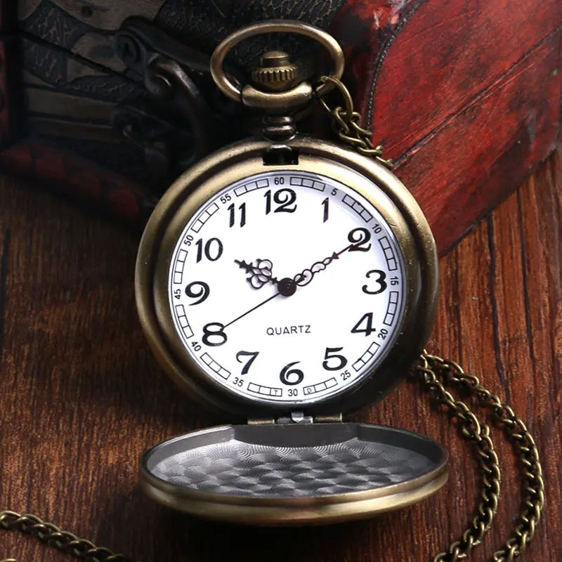 Vintage Chinese Style Dragon Quartz Pocket Watch Pendant Clock Bronze Cooper Necklace Women Men Elder Quartz Watches with Gifts
Vintage Chinese Style Dragon Quartz Pocket Watch Pendant Clock Bronze Cooper Necklace Women Men Elder Quartz Watches with Gifts