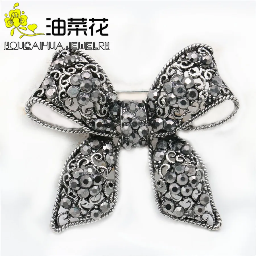 Black Rhinestone Brooch Flower Bowknot Peacock Owl Brooches Elegant Alloy Breastpin Wedding Glass Beads Crystal For Women Girls
Black Rhinestone Brooch Flower Bowknot Peacock Owl Brooches Elegant Alloy Breastpin Wedding Glass Beads Crystal For Women Girls