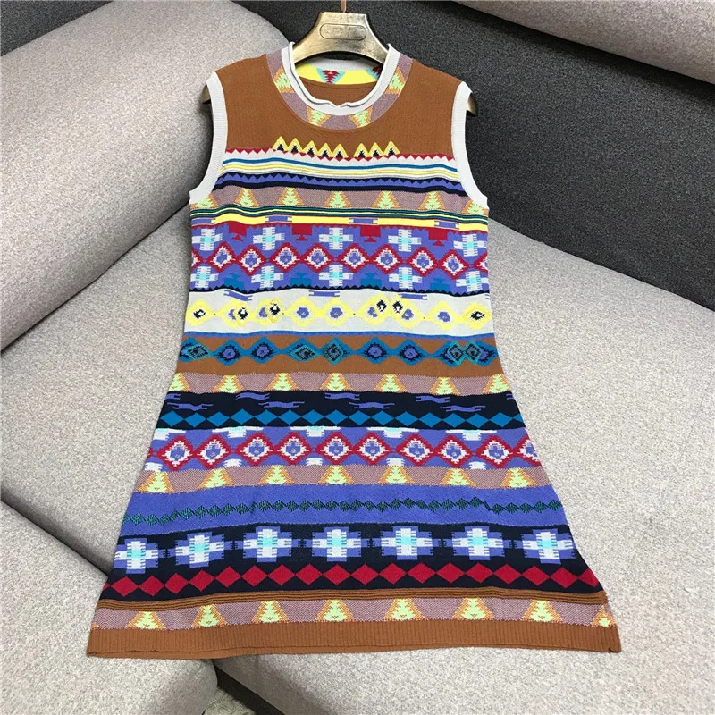 Luxury Designer Brand Knitted Dress for Women Ethnic Jacquard Embroidery Sleeveless A Line Mini Dress
Luxury Designer Brand Knitted Dress for Women Ethnic Jacquard Embroidery Sleeveless A Line Mini Dress