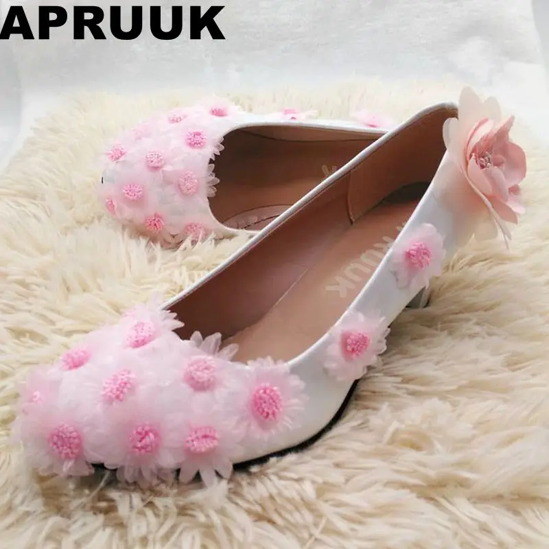 PINK flowers sweet wedding shoes bride fashion handmade plus size low high heel flower girl wedding bridal shoes lady party shoe
PINK flowers sweet wedding shoes bride fashion handmade plus size low high heel flower girl wedding bridal shoes lady party shoe