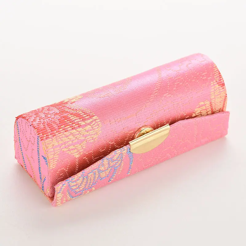 1PCS Mini Embroidered Flower Design Lipstick Case Box with Mirror Hasp Cosmetic Bags Coin Lipstick Holder
1PCS Mini Embroidered Flower Design Lipstick Case Box with Mirror Hasp Cosmetic Bags Coin Lipstick Holder