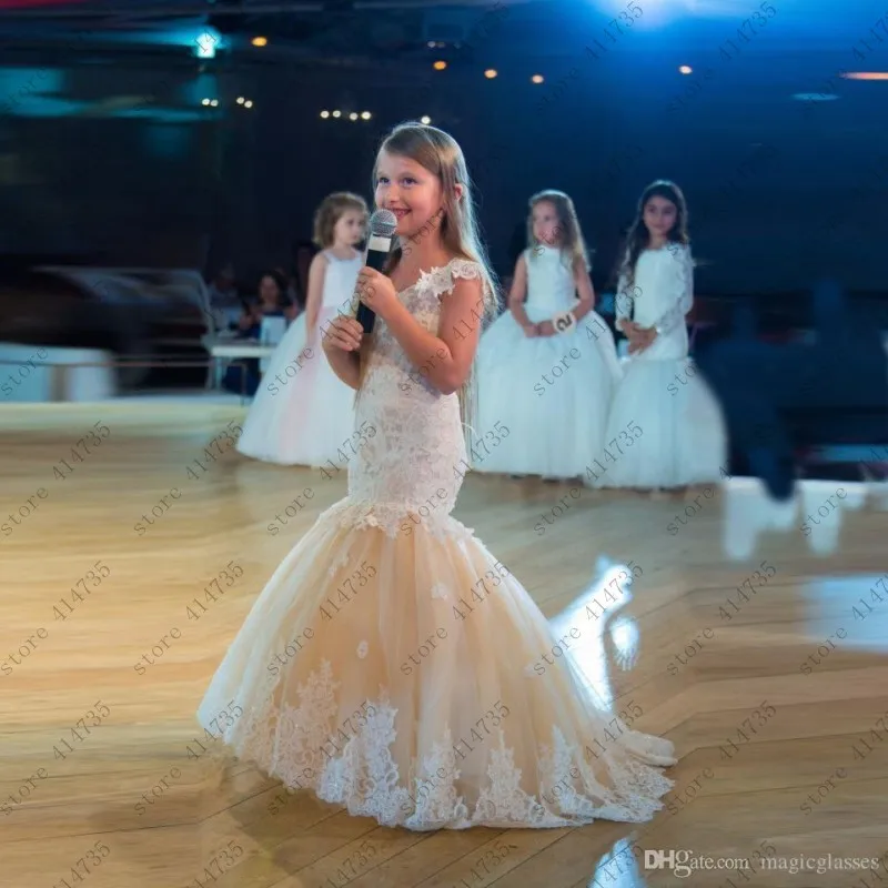 champagne long mermaid girls first communion dresses 2017 V neck flower girl dress for pageant vestidos de primera comunion 2017
champagne long mermaid girls first communion dresses 2017 V neck flower girl dress for pageant vestidos de primera comunion 2017
