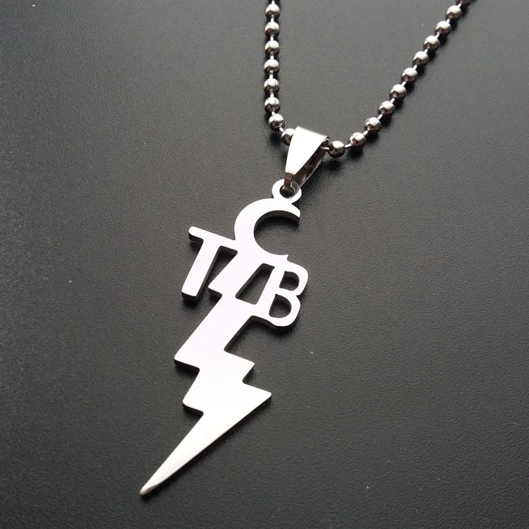 10 English Initial Symbol Necklace English Abbreviation Lightning Necklace Stainless Steel Letter TCB English alphabet Necklace
10 English Initial Symbol Necklace English Abbreviation Lightning Necklace Stainless Steel Letter TCB English alphabet Necklace