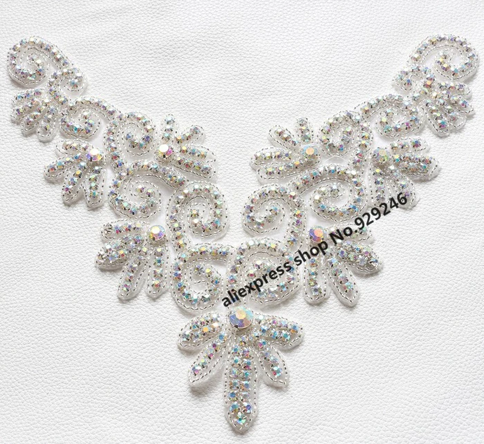 1pc/lot fashion crystal rhinestone neckline applique flower collar decoration for bridal wedding dress decoration garment stones
1pc/lot fashion crystal rhinestone neckline applique flower collar decoration for bridal wedding dress decoration garment stones