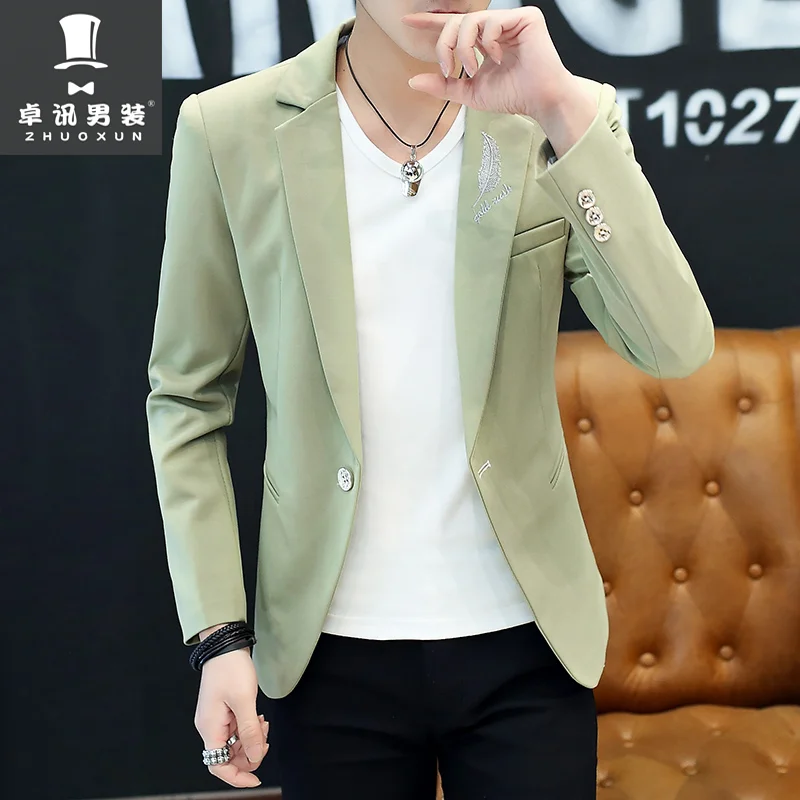 HO 2020 male Cultivate one's morality fashion handsome printing a thin blazer Autumn new youth single blazer
HO 2020 male Cultivate one's morality fashion handsome printing a thin blazer Autumn new youth single blazer
