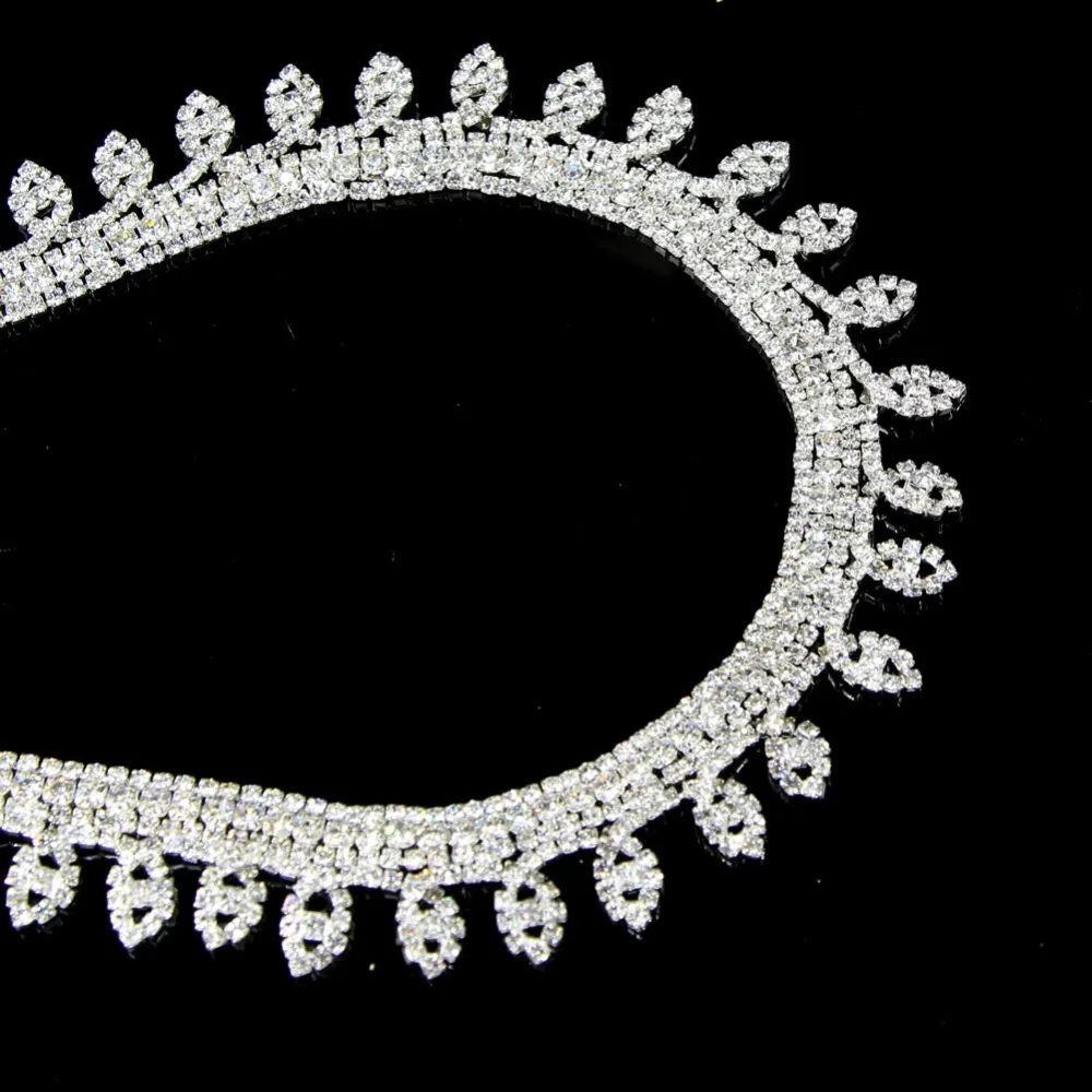 5Yards Clear Diamond Glass Rhinestone Chain Sewing Metal Trimming Crystal Trim Tape Applique Strass Ribbon Banding
5Yards Clear Diamond Glass Rhinestone Chain Sewing Metal Trimming Crystal Trim Tape Applique Strass Ribbon Banding