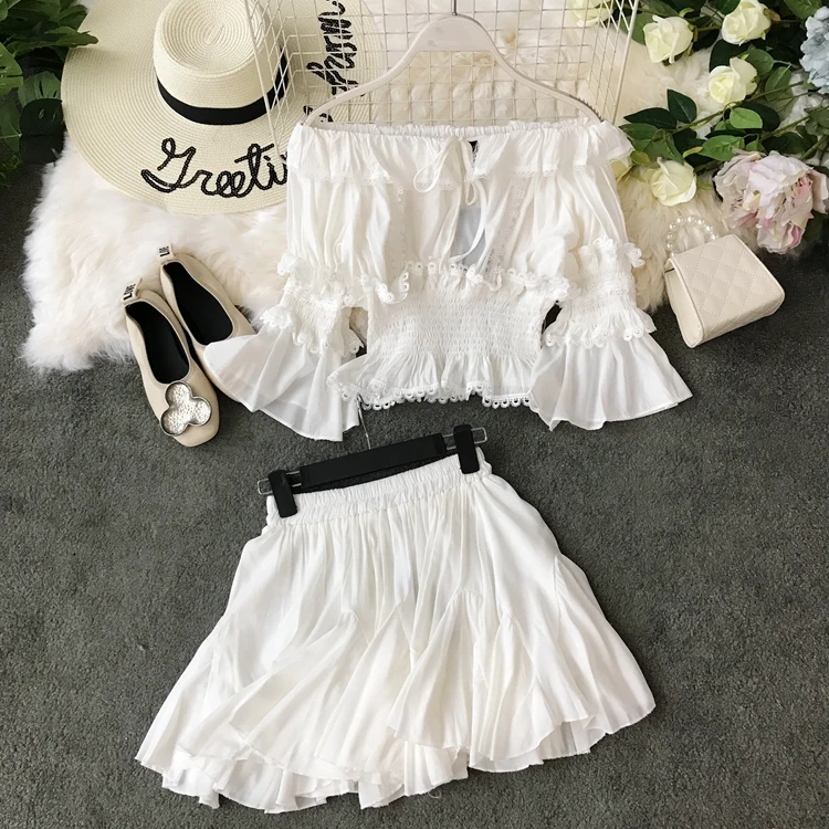 2019 new fashion women's two piece set 2019 new sweet one-shoulder lace tops +high waist slimming skirt suit women
2019 new fashion women's two piece set 2019 new sweet one-shoulder lace tops +high waist slimming skirt suit women