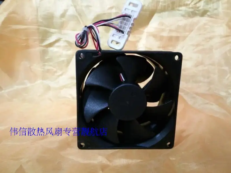 

New original ADDA AD0812HB-A70GL 8025 12V 0.25A 80 * 80 * 25mm chassis cooling fan