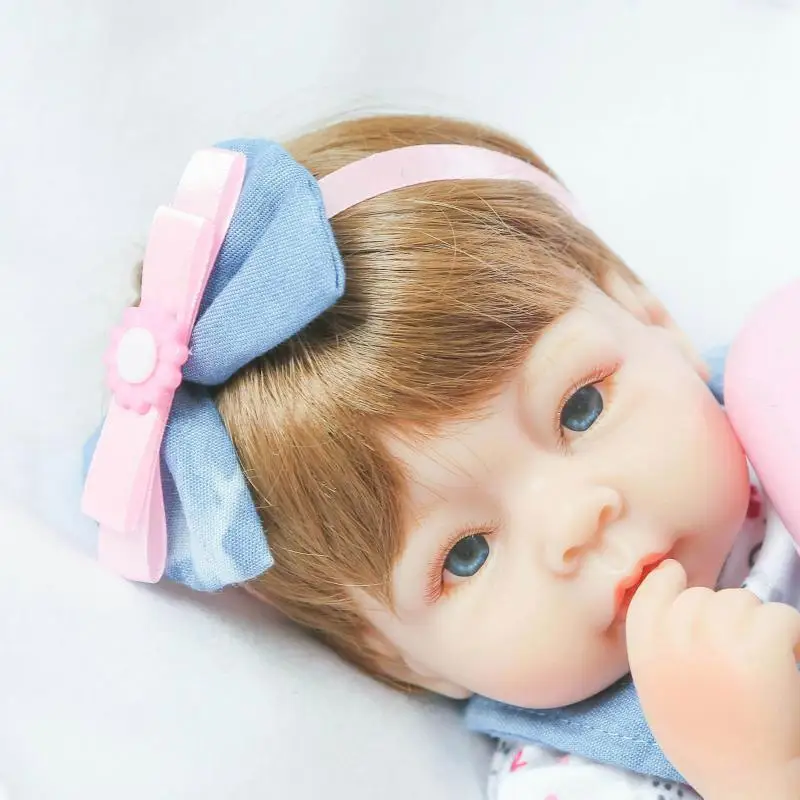 16" 40cm silicone reborn dolls little girl doll reborn babies for children gift fashion doll toy bebe menina bonecas reborn
16" 40cm silicone reborn dolls little girl doll reborn babies for children gift fashion doll toy bebe menina bonecas reborn