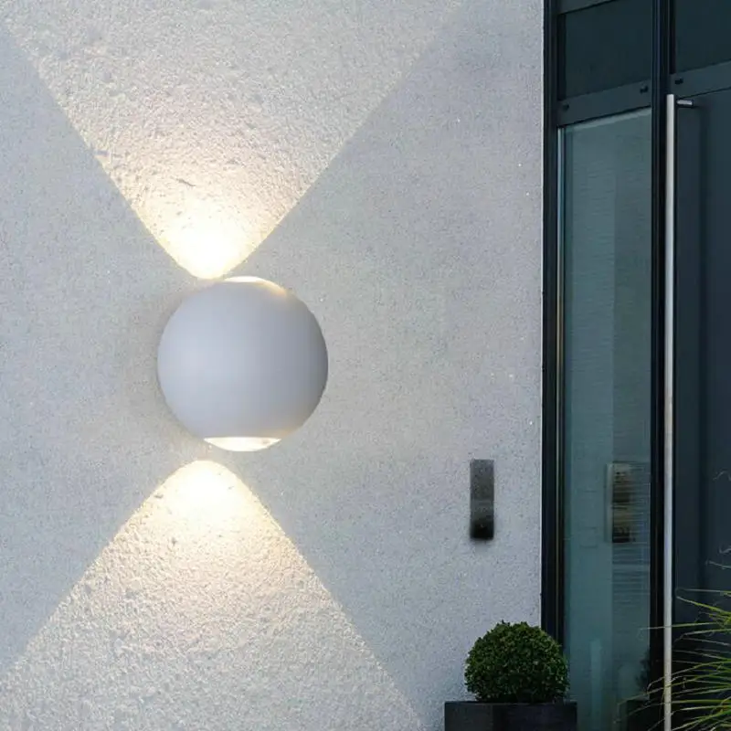 AC110V /AC220V-AC240V Input Up down contemporary outdoor/Indoor wall lamp 12W COB LED wall light IP65 exterior lighting
AC110V /AC220V-AC240V Input Up down contemporary outdoor/Indoor wall lamp 12W COB LED wall light IP65 exterior lighting